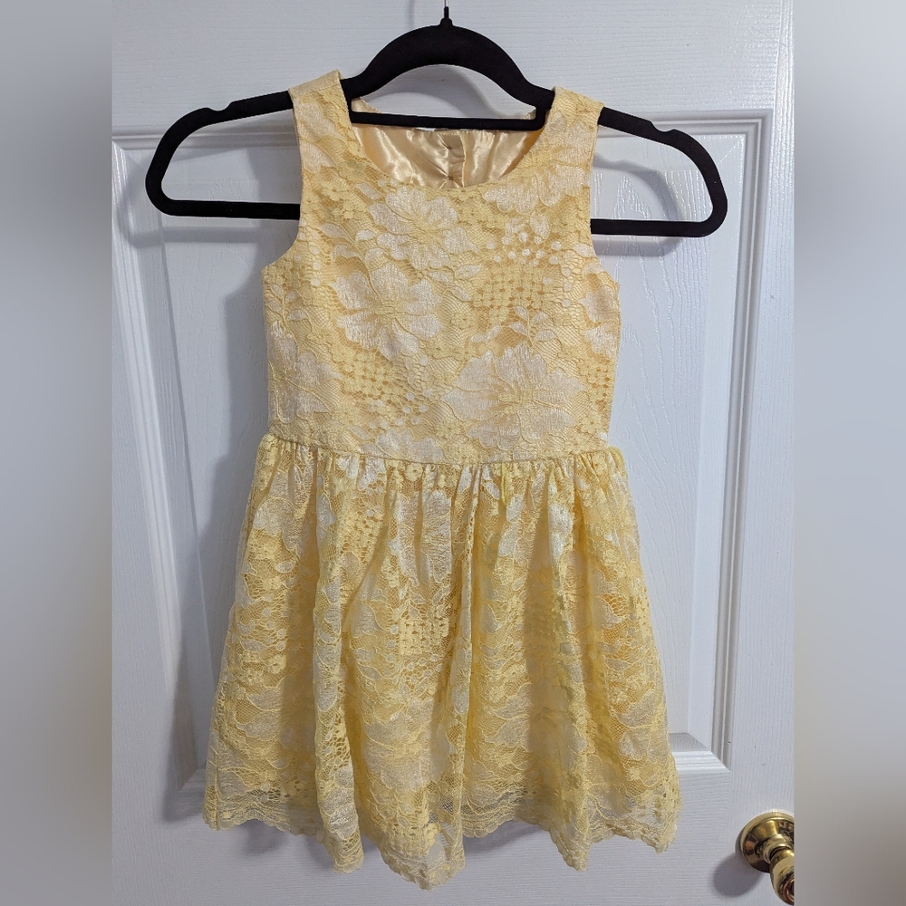 Girls dress size 6